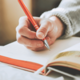 【徹底解説】宅建に独学で合格した勉強方法を紹介！【過去問を使い倒せ】